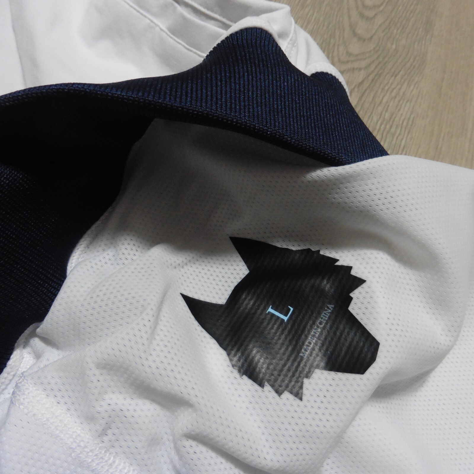 GREYSON Mens L LARGE FULTON SHORTS ARCTIC WHITE BLUE LINED 9" NYLON GOLF WORKOUT