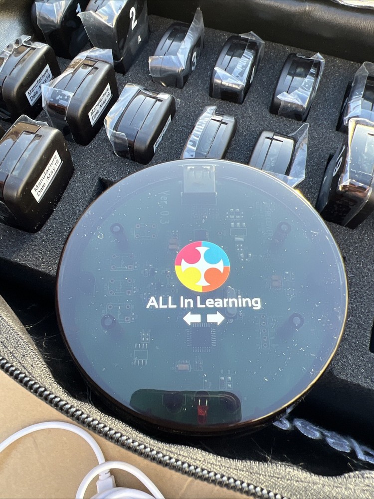 All In Learning classroom Response system with 26 Remote Clickers Case, Receiver