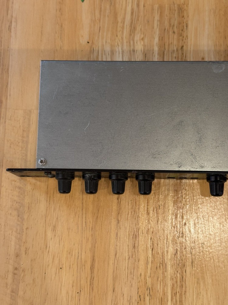 Zoom RFX-2000 Digital Reverb Multi-Effects Processor Rack Mounted Fully Working