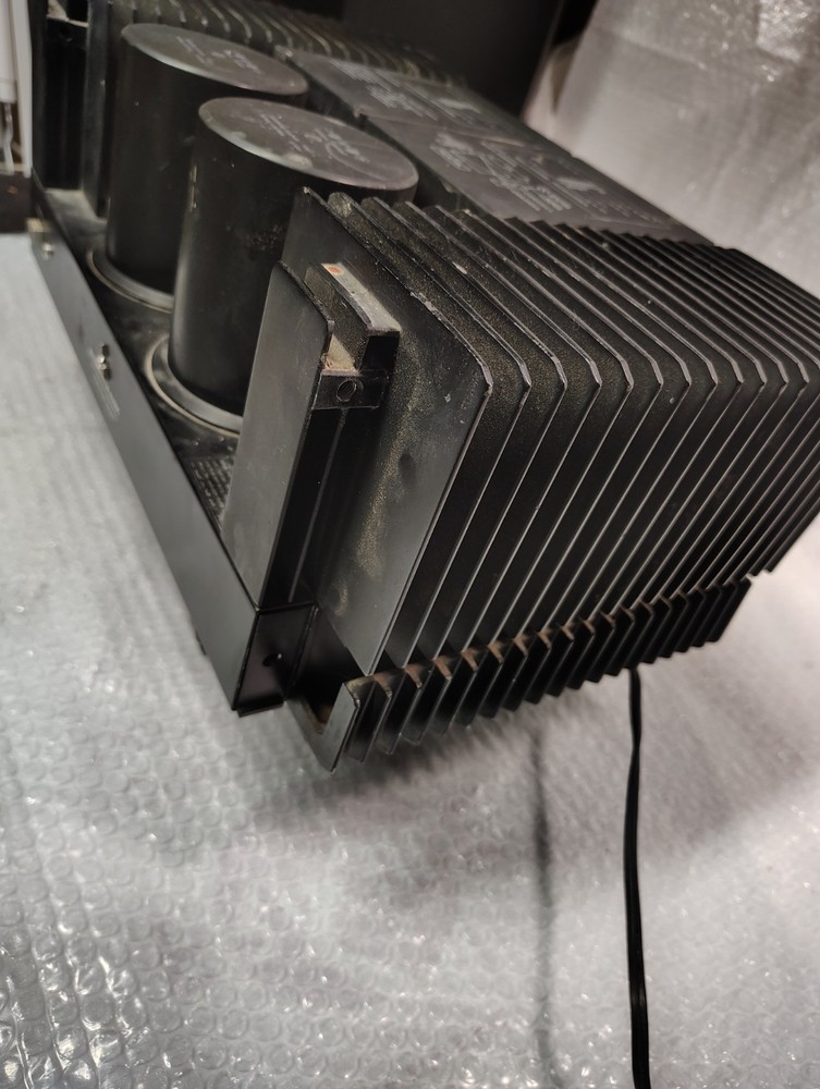 Mitsubishi DA-A15DC power amplifier