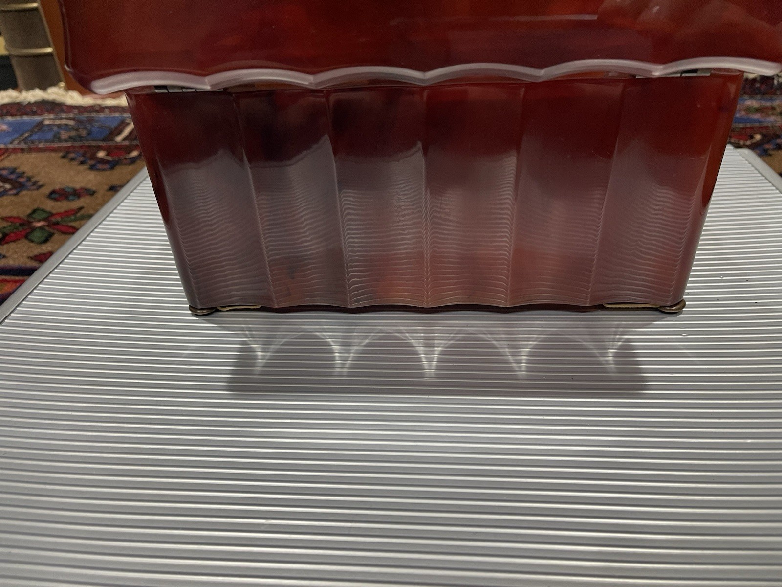 Antique Catalin General Electric L-622, Tube Radio, “ Jewel Box” Style