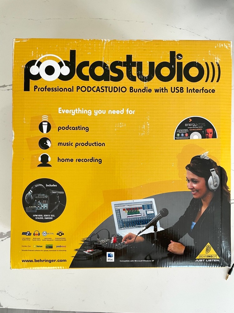 Behringer Podcastudio Bundle Xenyx802 Mixer & UCA200 Interface