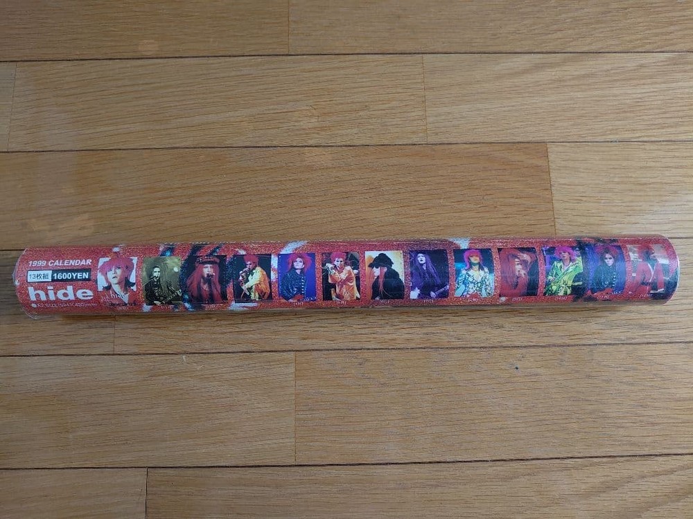 [: Rare] hide 1999 calendar