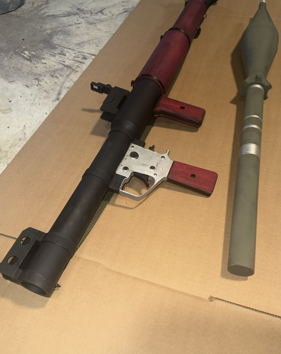 Full-Size RPG-7 Replica Prop – PVC Reinforced, Painted orange tip Not Weathered