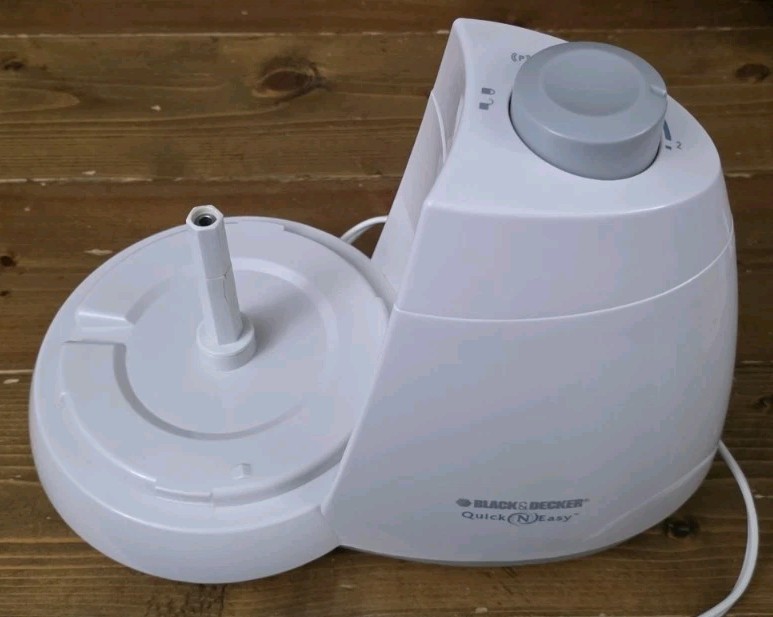 Black and Decker Quick n Easy Food Processor (Base Motor Only) Model FP1450