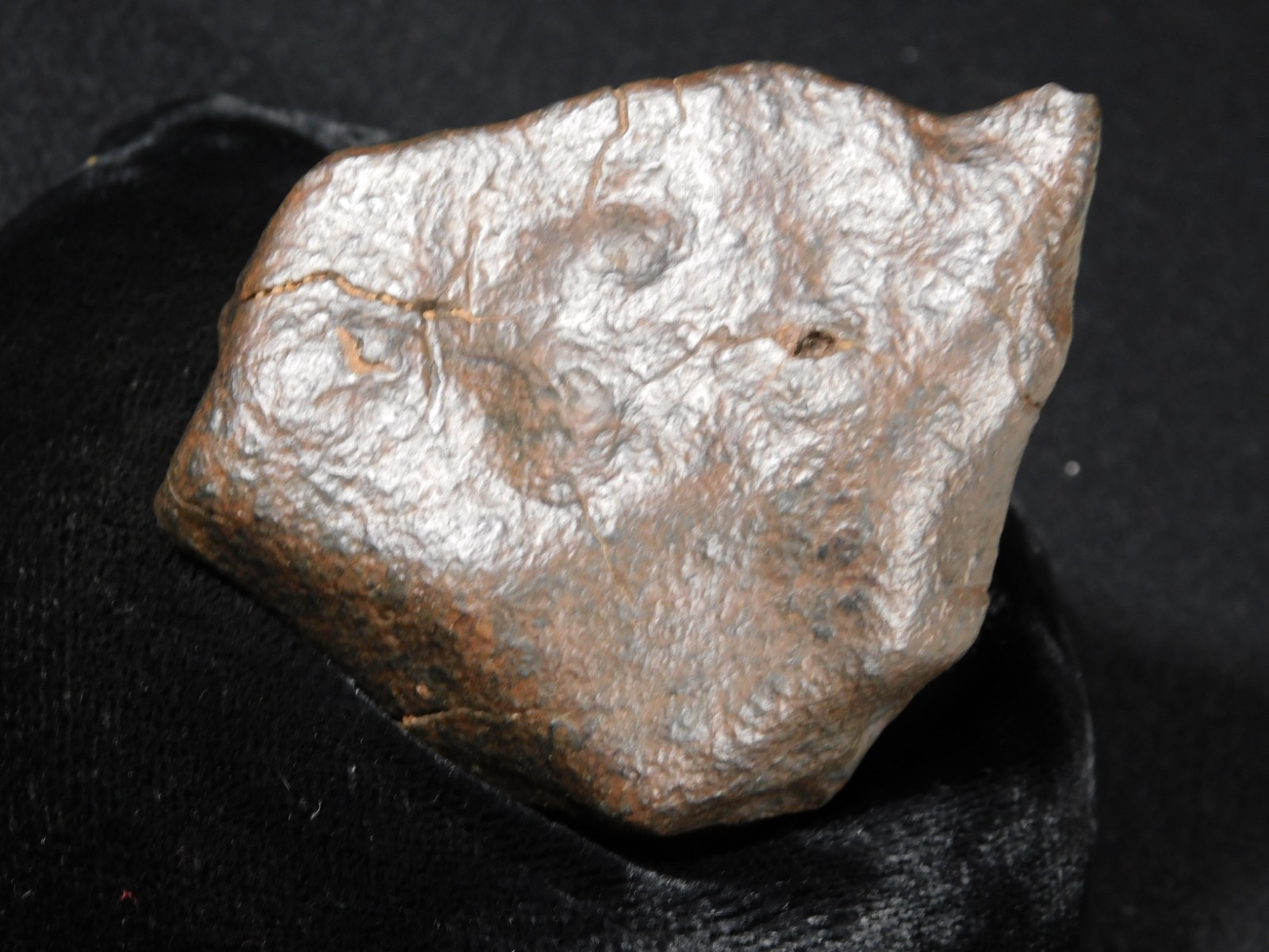 Larger! Stony METEORITE with DARK Fusion Crust and REGMAGLYPTS Libya 251gr