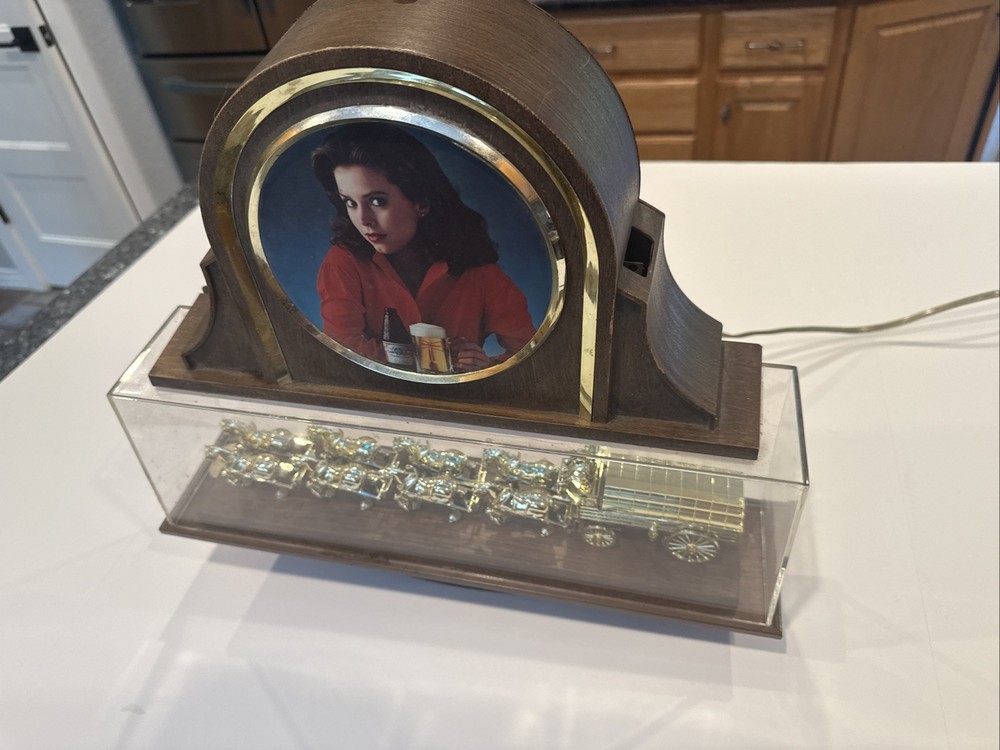 Vintage Budweiser Clydesdales Bar Sign Fully Functioning