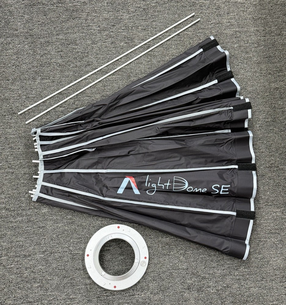Aputure Light Dome SE Softbox - 16-Sided modifier with a 33.5" Diameter