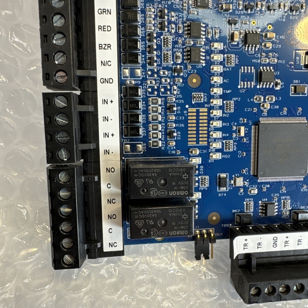 Alarm.com ADC-AC-X100 | HID Aero Door/Reader Interface Module X100A-NP