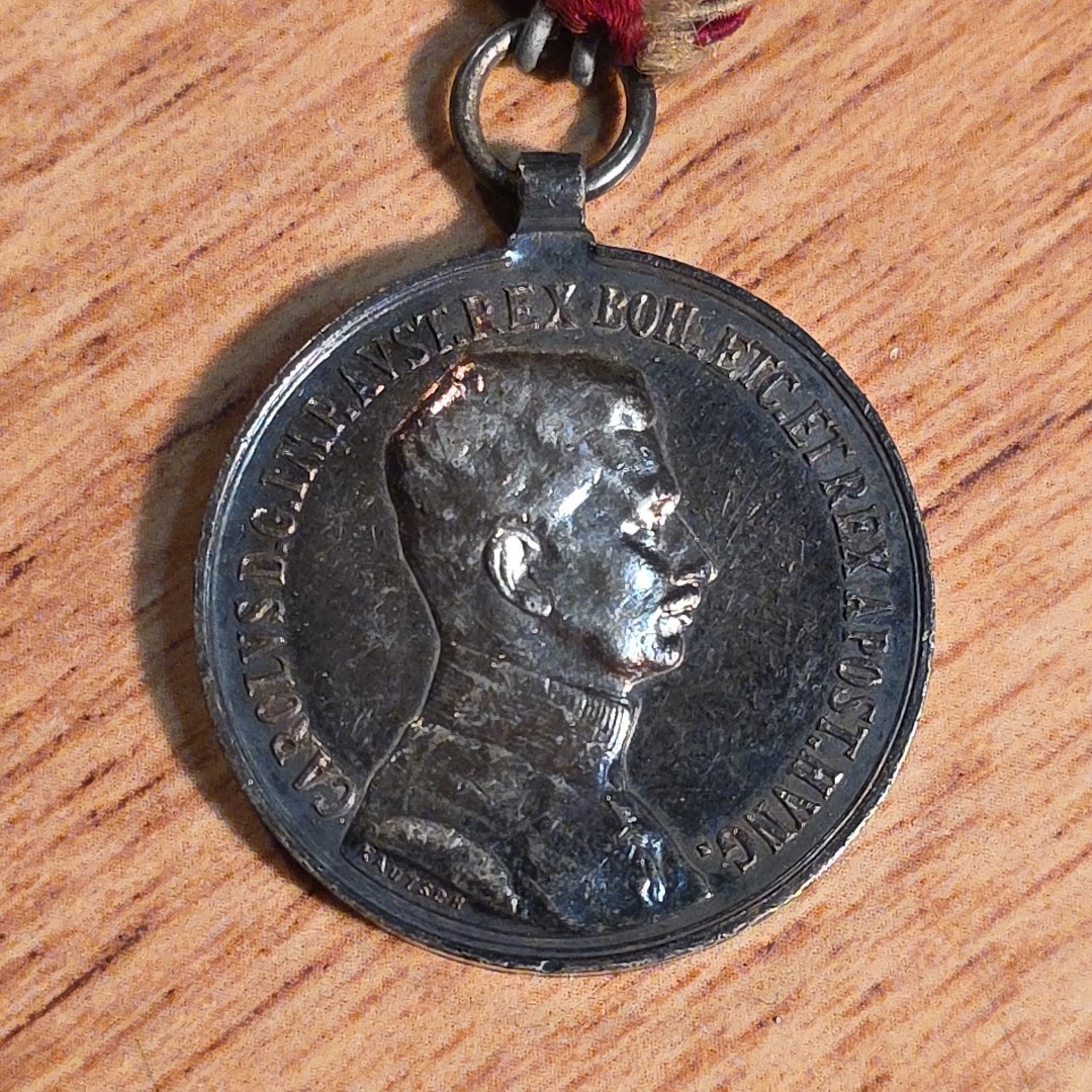 Austro-Hungarian WW1 Bravery Medal Karl I post world war 1