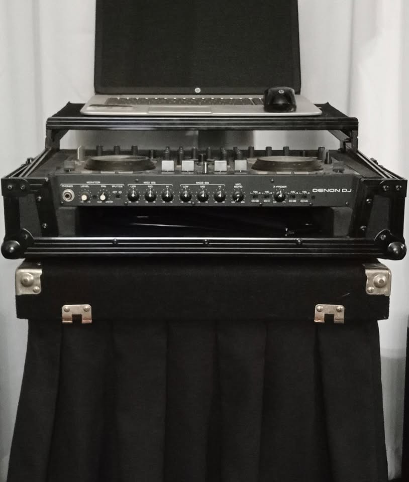 Complete DJ & Karaoke System. Includes Everything Needed For Working Any Event!