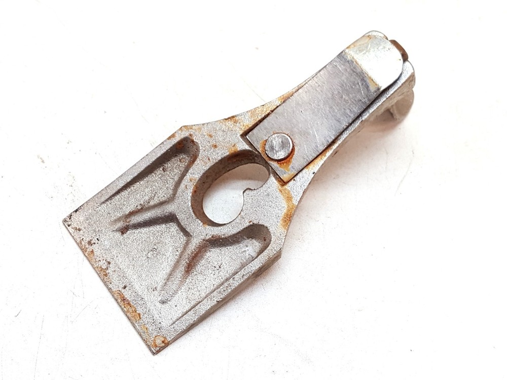 4145 Stanley Bailey No. 4 & 5; Lever Cap, Post 1933