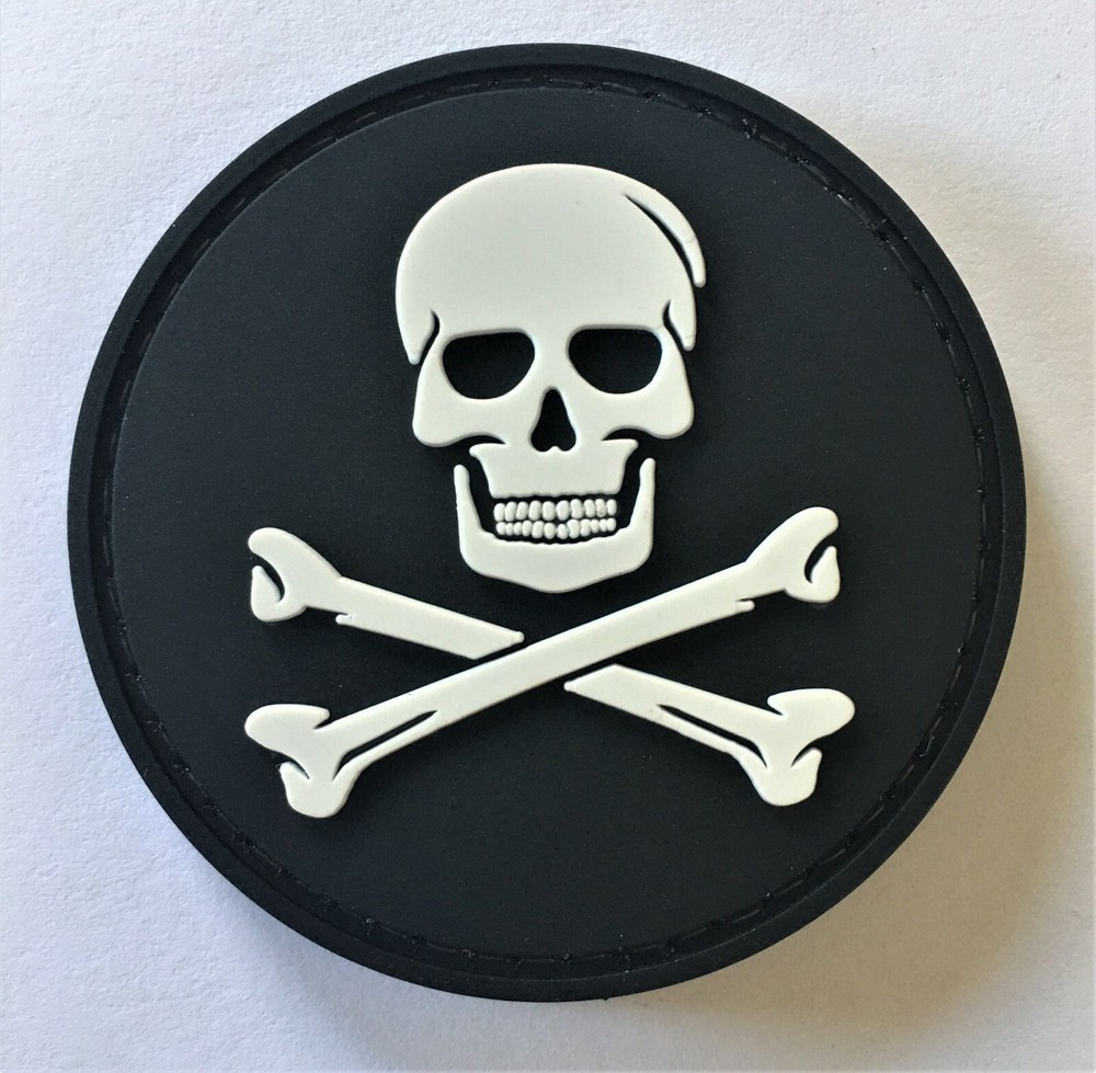 Trusty Shellback Skull & Crossbones PVC Patch (Jolly Roger Pirate Depp) 751