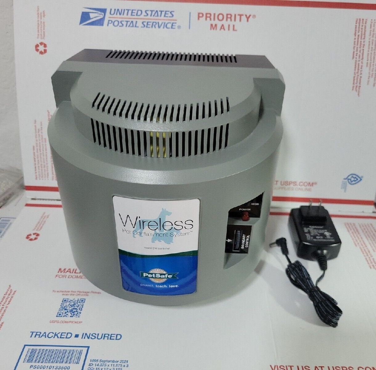 PetSafe Wireless Dog Fence Extra Transmitter RFA-443 PIF-IF-300-100 Wall Adapter