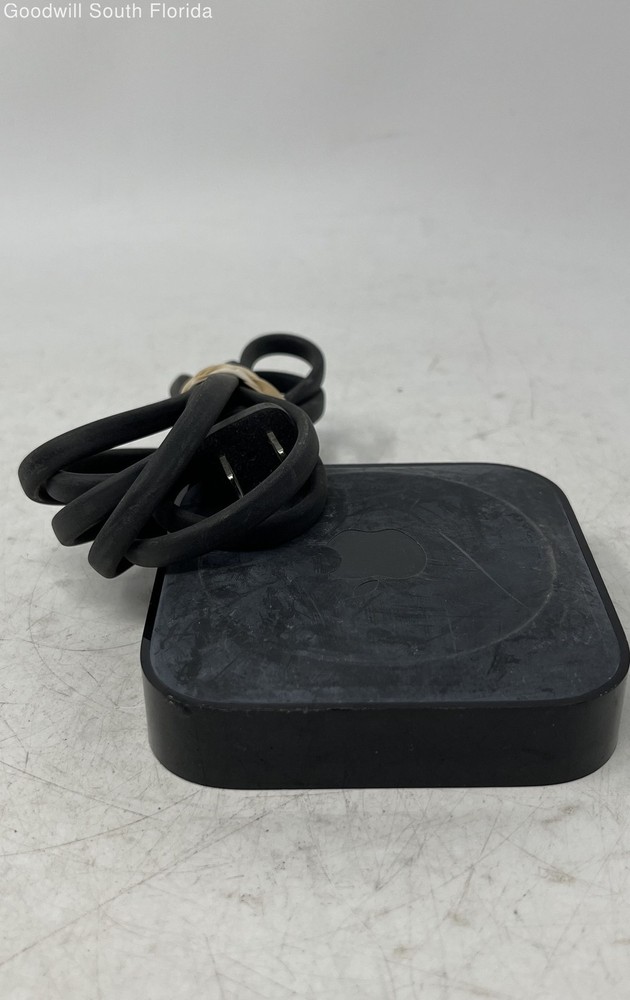 Apple TV 3rd Generation Model A1469 Full HD Digital Media Streamer