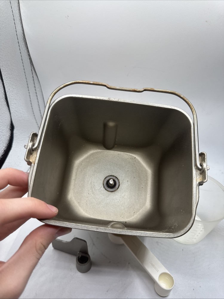 Panasonic Bread Bakery Machine SD-BT55P Bread Pan & Paddle & Measuring Cups