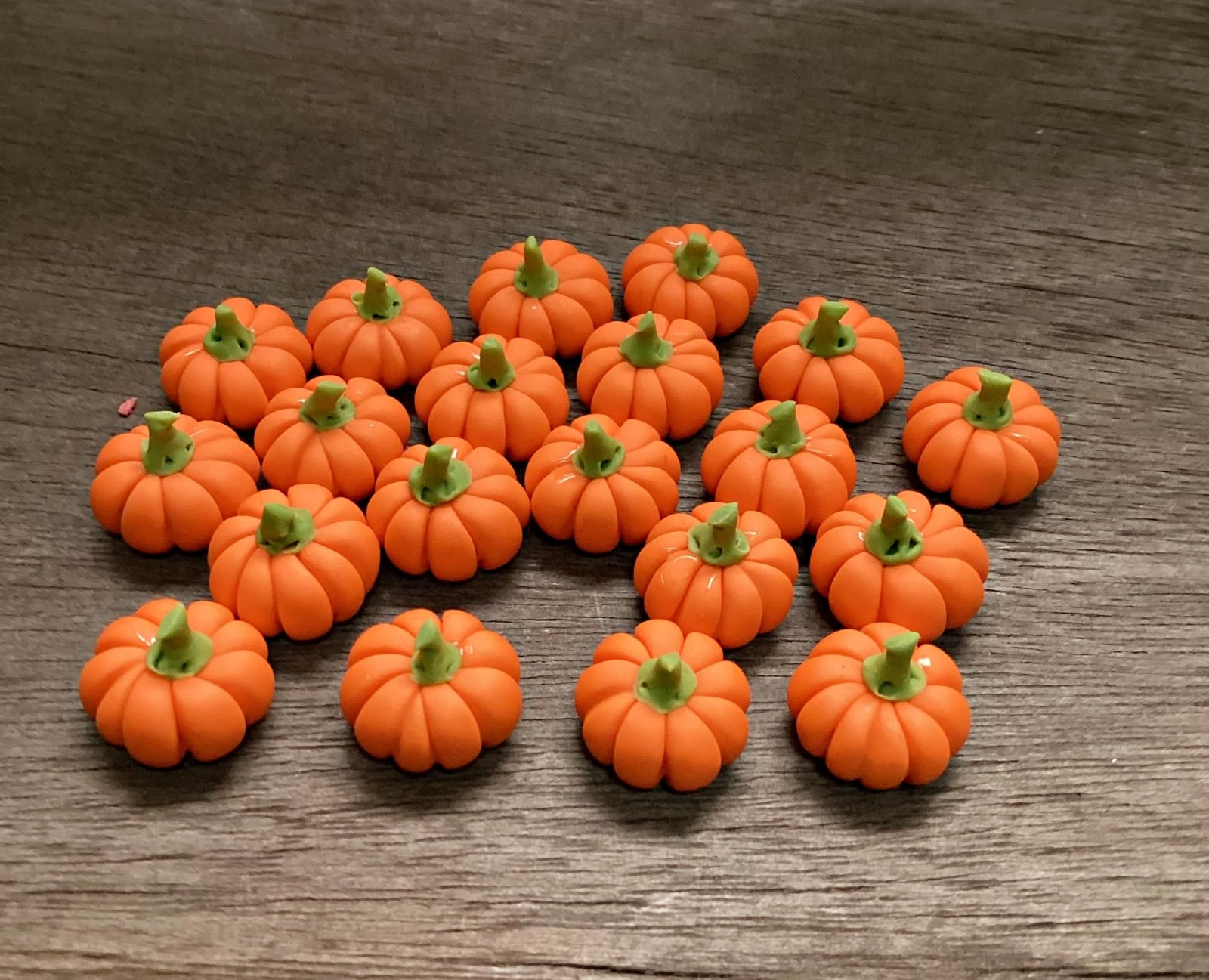 AIICraft 20 Mini Pumpkins Vegetable Fruit Garden (2" x 1" x 1"), Orange