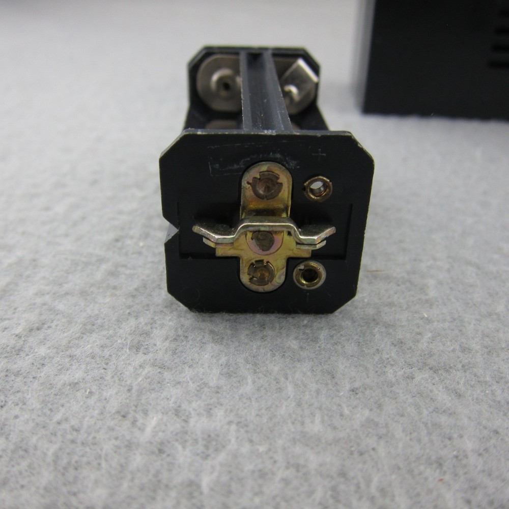 Elgin Solid State Transistor Radio AM Tested Working Vintage *Note*