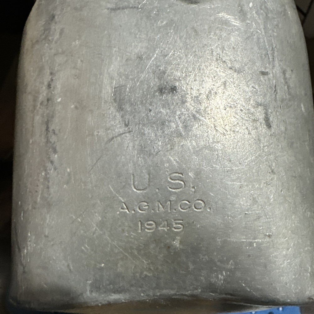 ORIGINAL WWII US ARMY & MARINE INFANTRY M1942 CANTEEN-DATED 1945