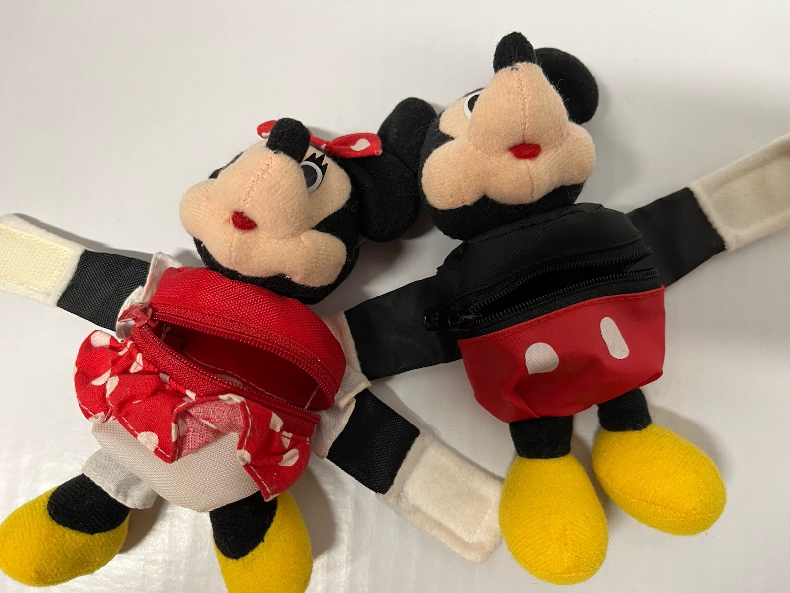 Disney Mickey & Minnie Plush Wrist Zippered Coin Purse Set D7