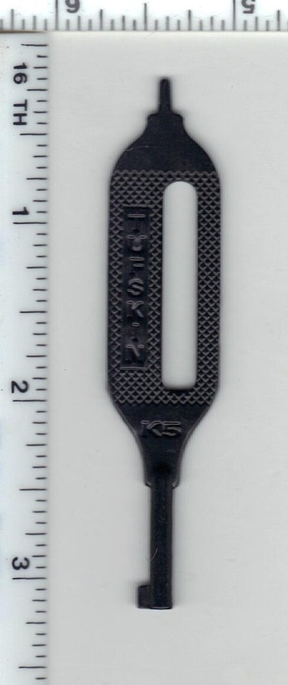 Tactical Slotted Handcuff Key - Black