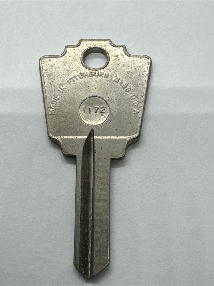ilco 1172 Uncut Key Blank / Curtis OL2 - NOS