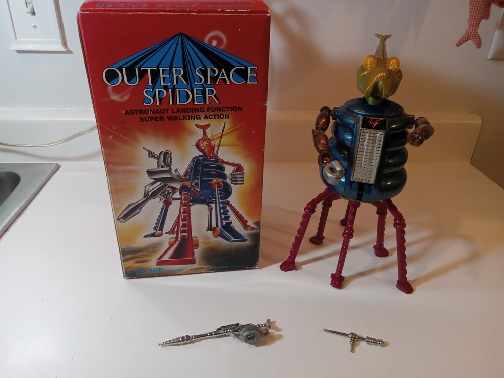 Outer Space Spider Electronic Walking Robot Lights 1984 Working in Box Working!