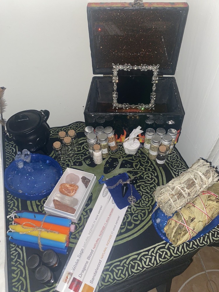Large Witch Travel Altar