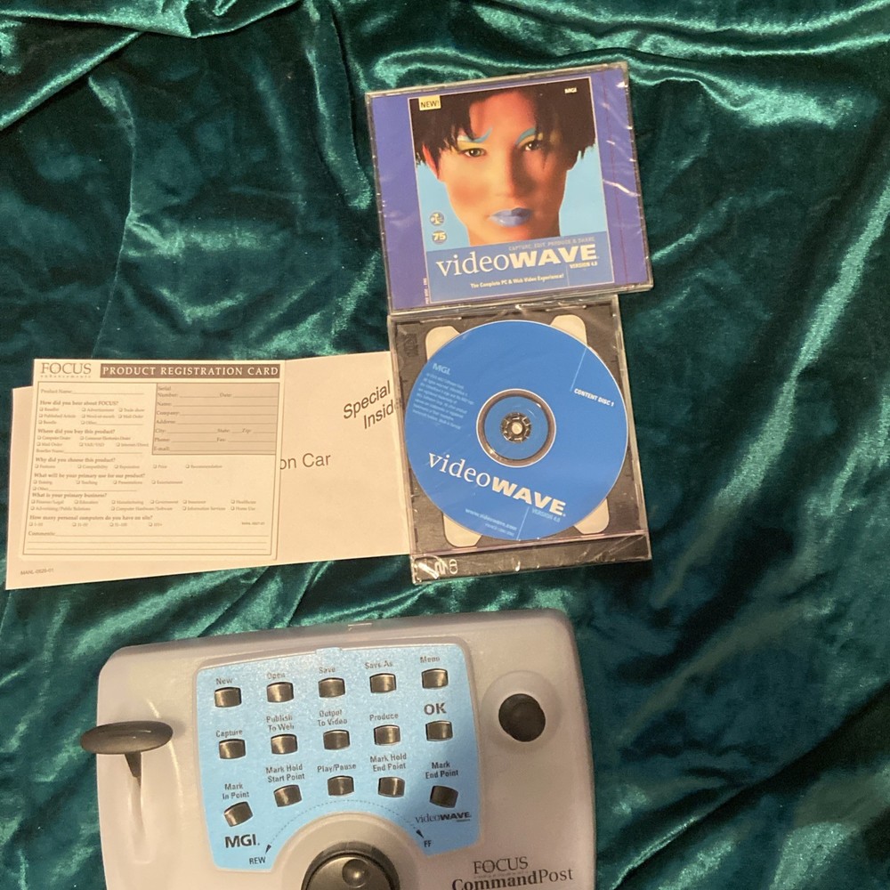 Vintage VIDEOWAVE COMMANDPOST PC & Web Video Editor Version 4.0/NEW/Unused