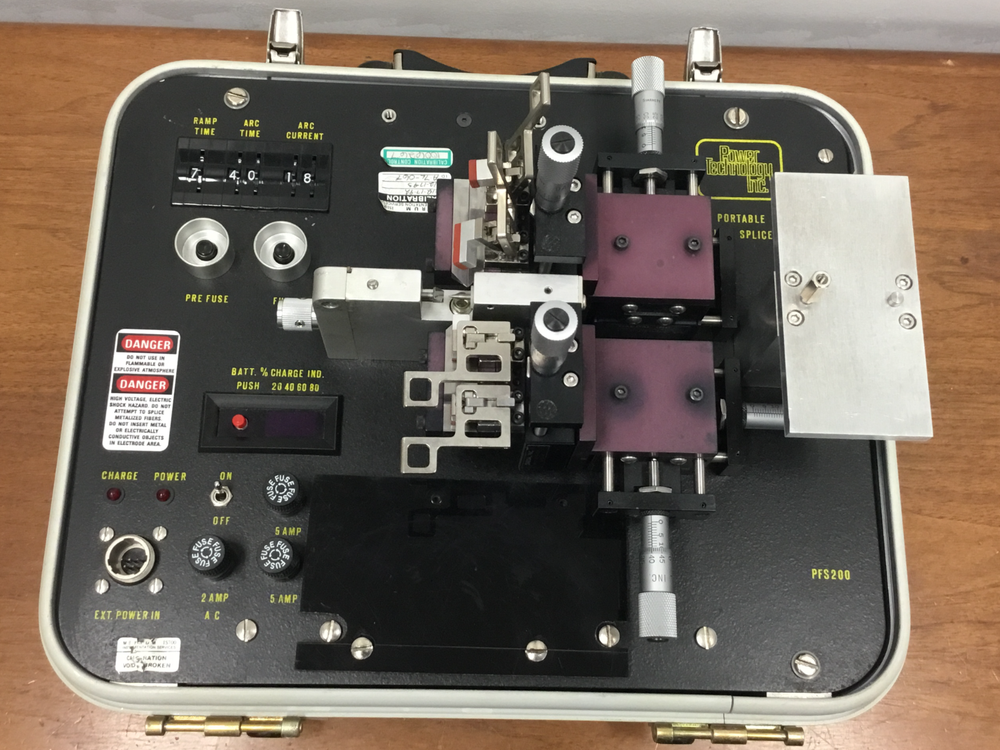 Power Technology - PFS 200 - Portable Fiber Splicer