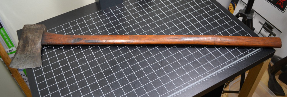 KEEN KUTTER - E. C. SIMMONS - ST. LOUIS - EARLY SINGLE BIT AXE
