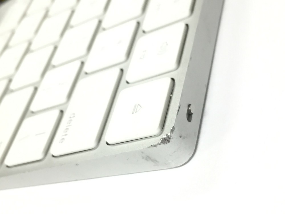 Apple Magic 2 Keyboard A1644 Rechargeable wireless Keyboard lighting bluetooth