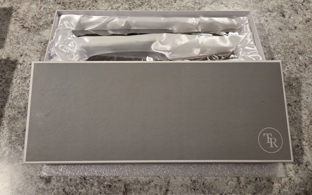 Things Remembered Wedding Cake Knife/Server Set, Silver