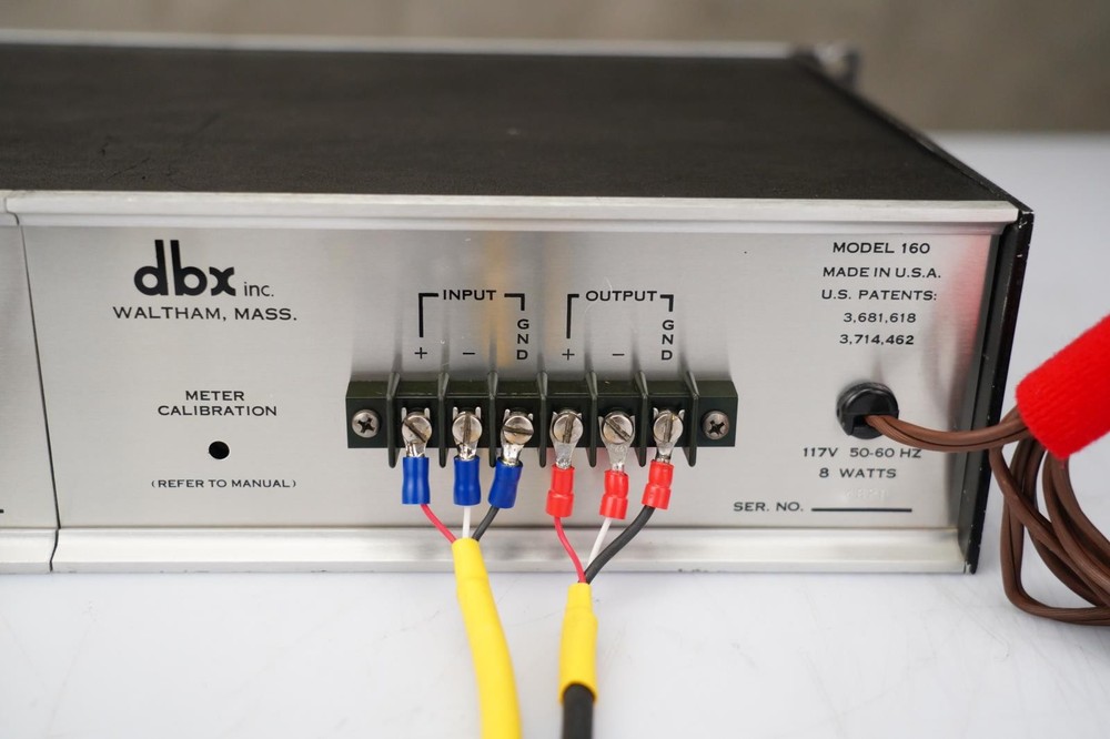 dbx 160VU Compressor Limiter Stereo Pair #59108