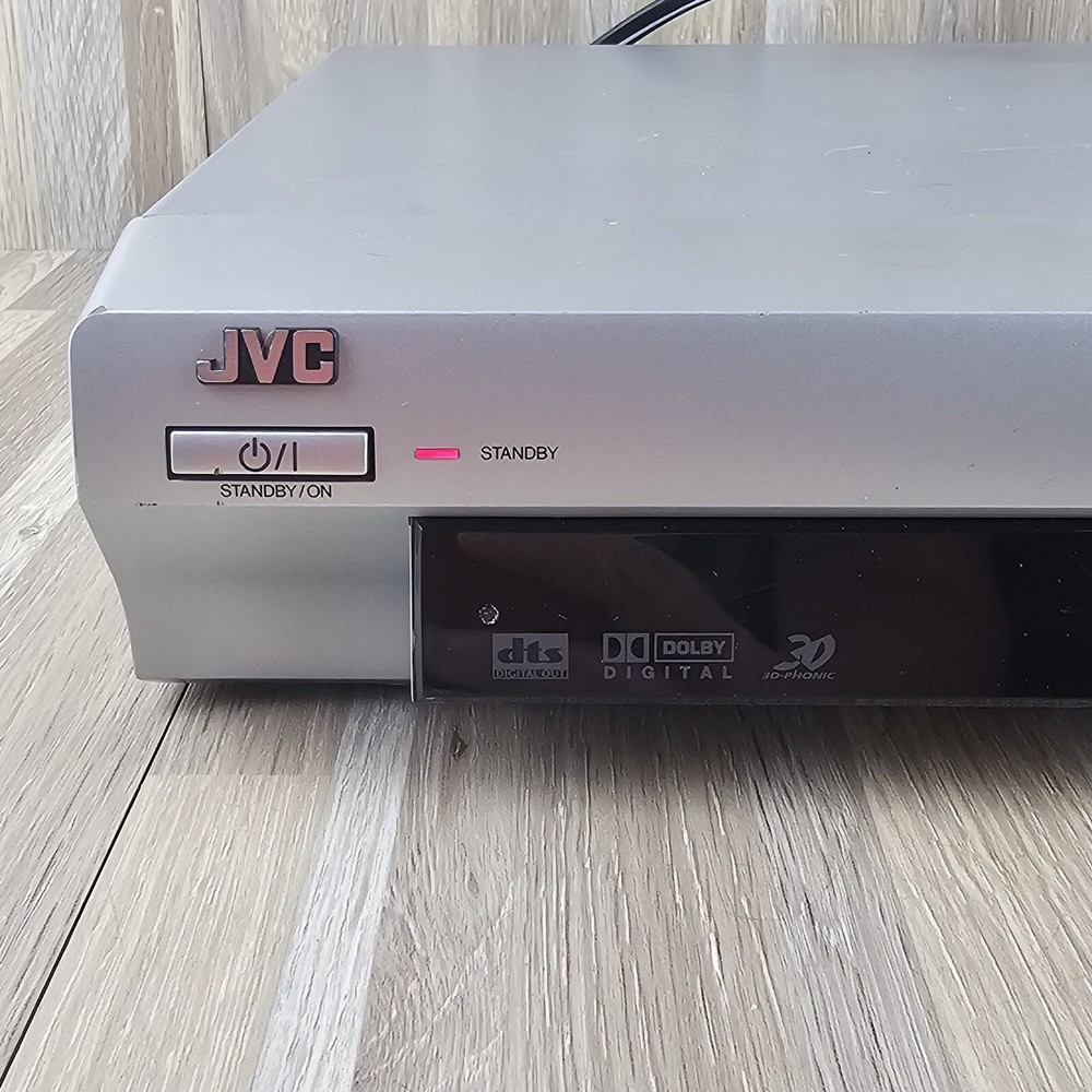 JVC DVD Player Model XV-S402SL Silver ~ No Remote