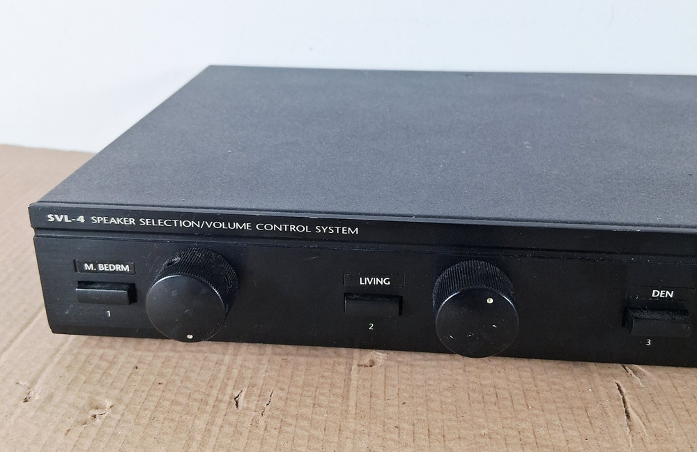 Niles SVL-4 Speaker Selector Switcher Volume Controller System 4 Pairs Not Test