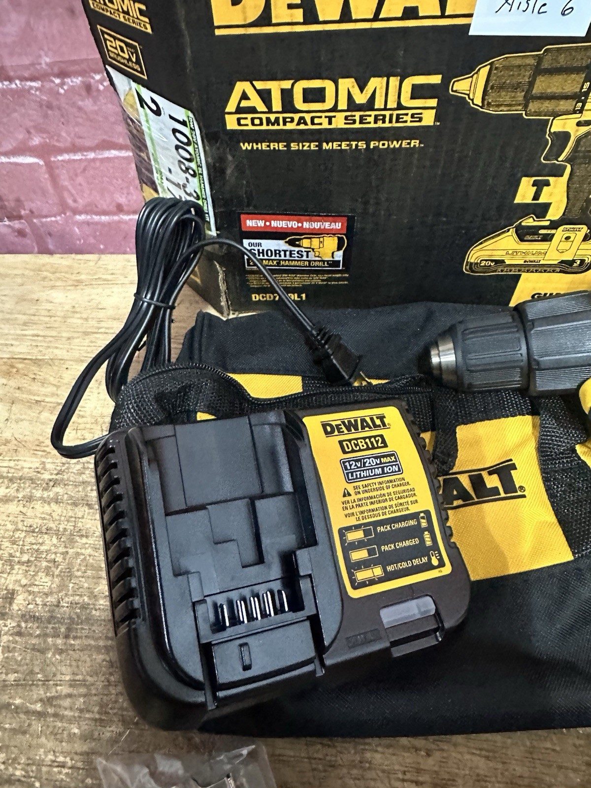 DeWalt DCD799L1 20V Atomic Compact Series Li-Ion 1/2" Cordless Hammer Drill Kit