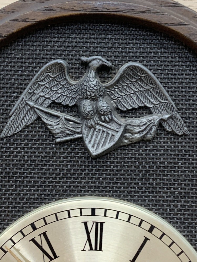 Vintage Seth Thomas Eagle Wall Clock E318 001 Institution, Quartz Battery WORKS