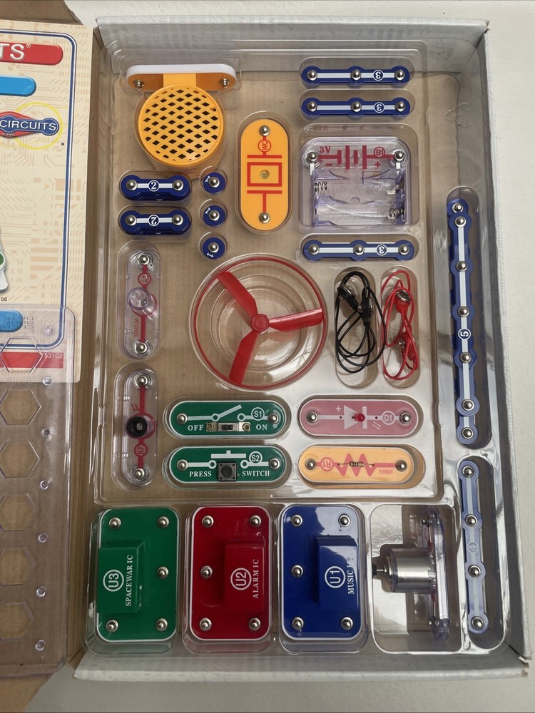 ELENCO Snap Circuits Jr. 100 Experiments Electronics Discovery Kit Complete