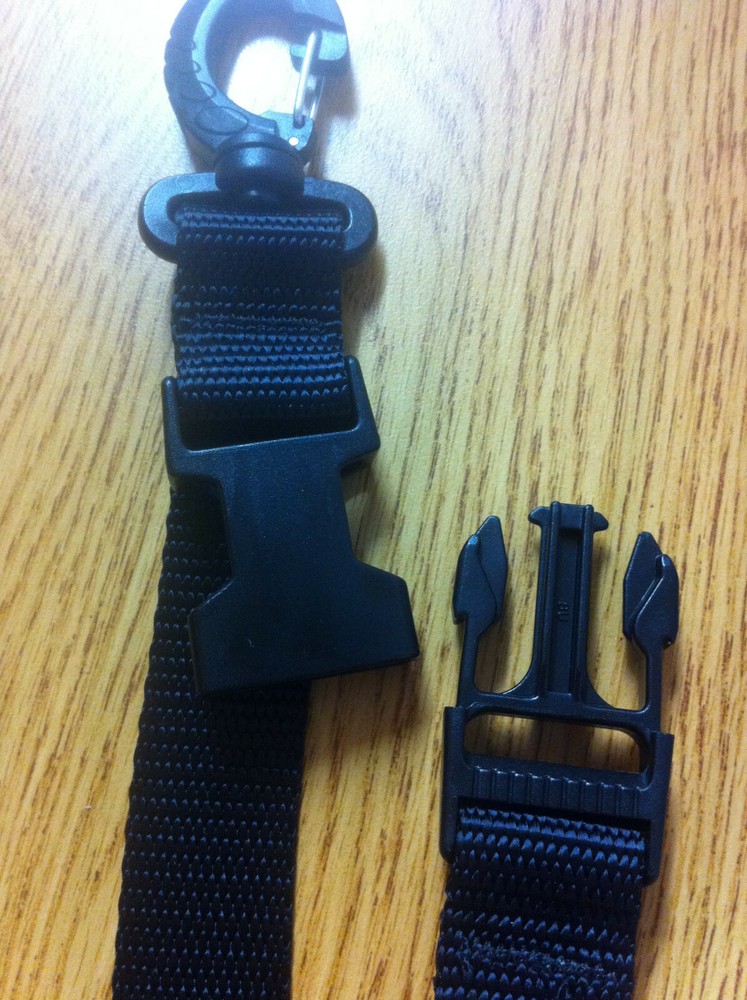 Fin Keeper Holder Strap Scuba Diving Clip Black
