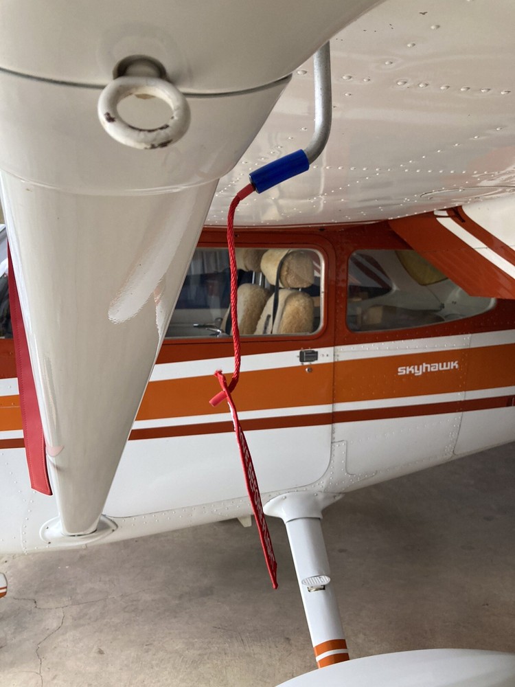 CESSNA FUEL VENT PLUG - Remove Before Flight