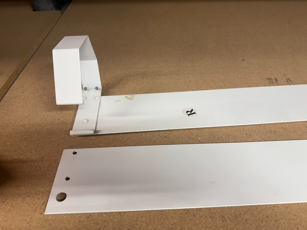 Da-Lite 77027 Floating Mounting Bracket