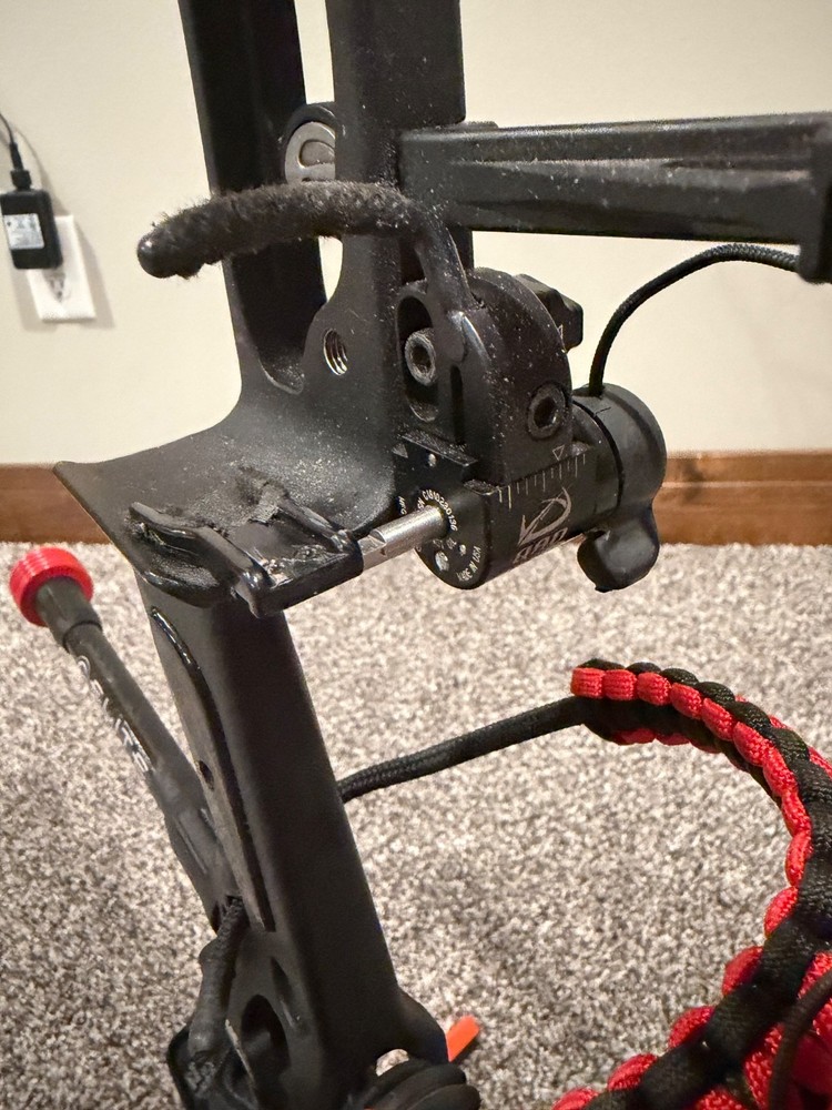 Elite option 7 archery bow