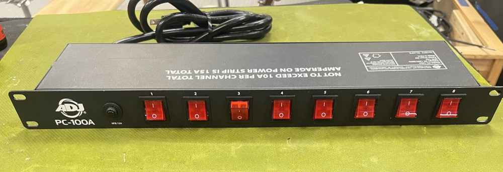 American DJ PC-100A 8-Switch ON/OFF Power Center