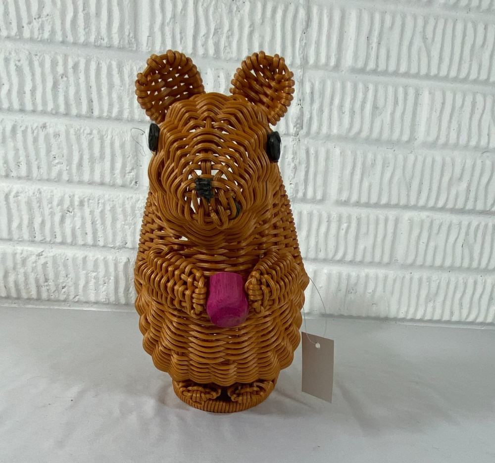 Rattan Squirrel Shape Woven Wicker Brown Basket With Nut NWT