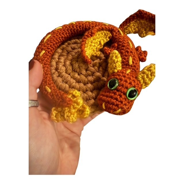 Crochet Dragon Coaster – Handmade Dragon Mug Coaster – Fantasy Home Decor