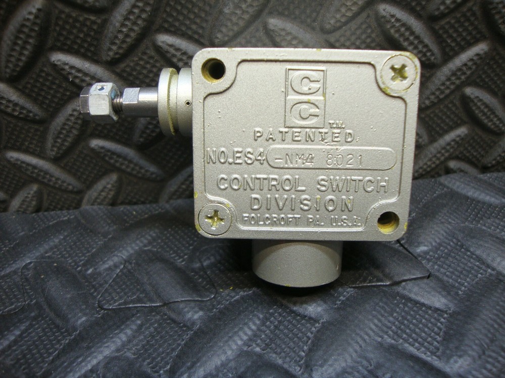 NEW Control Switch ES4-NM4 Limit Plunger Switch