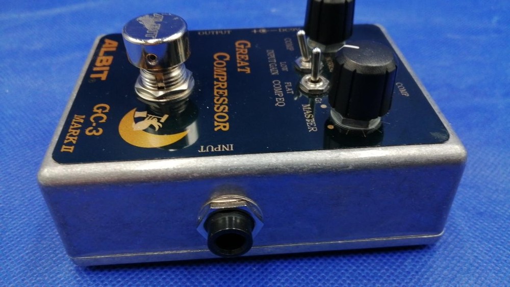 ALBIT GREAT COMPRESSOR Bass effector (compressor)