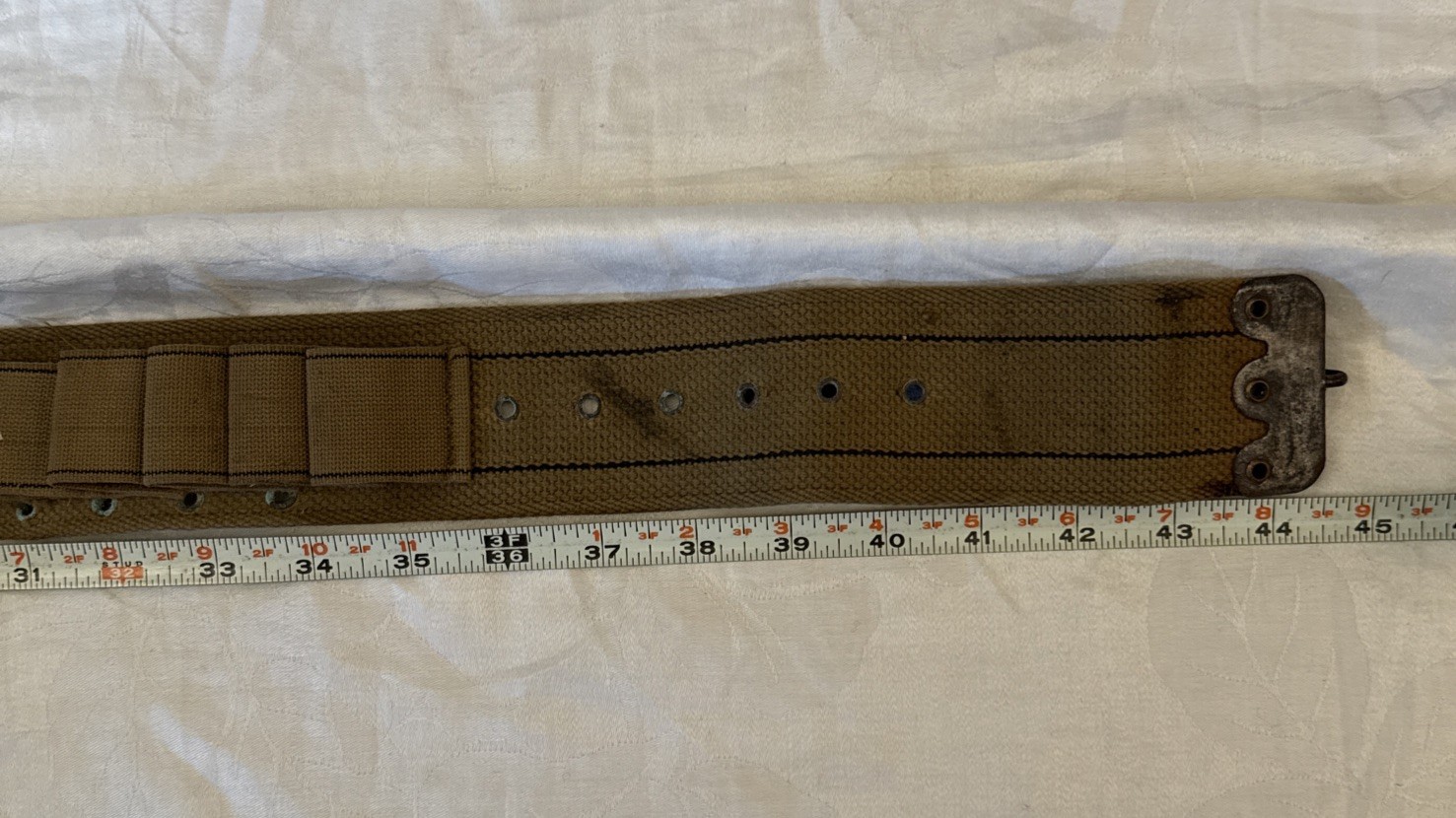 Vntg Military Ammo Belt 12 Gauge Holds 32 Shells Adjustable W/Hooks on Both Ends