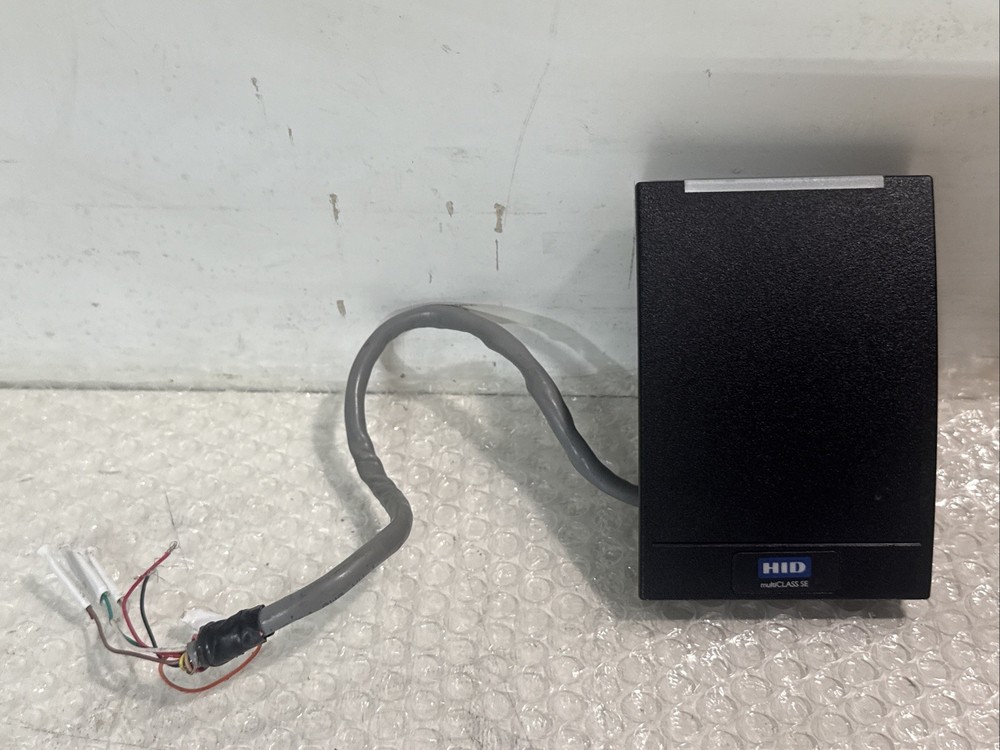 HID Multiclass SE RP40 Wall Switch Reader